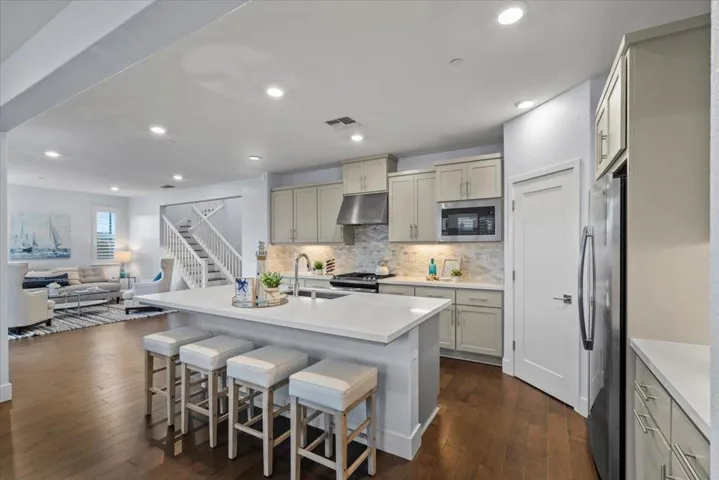 1571 Zephyr Place, Gilroy, California 95020