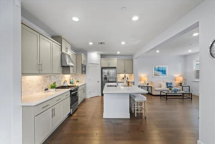 1571 Zephyr Place, Gilroy, California 95020