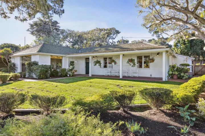 2933 Old 17 Mile Drive, Pebble Beach, California 93953