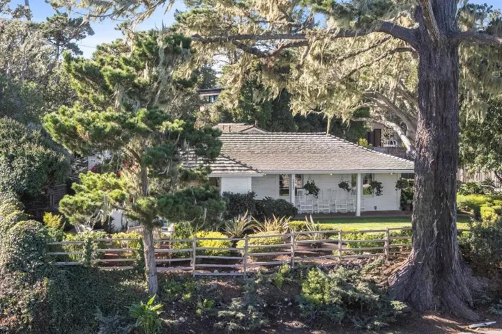 2933 Old 17 Mile Drive, Pebble Beach, California 93953
