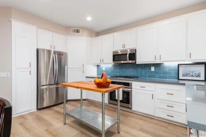 532 Dew Point Ave, Carlsbad, California 92011