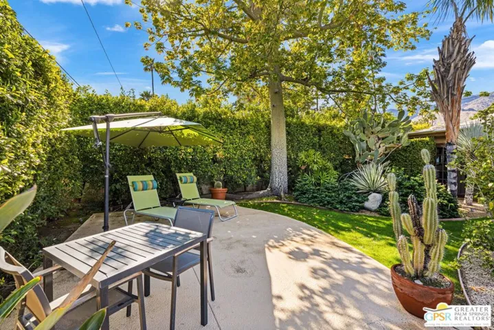 1240 S Calle Rolph, Palm Springs, California 92264