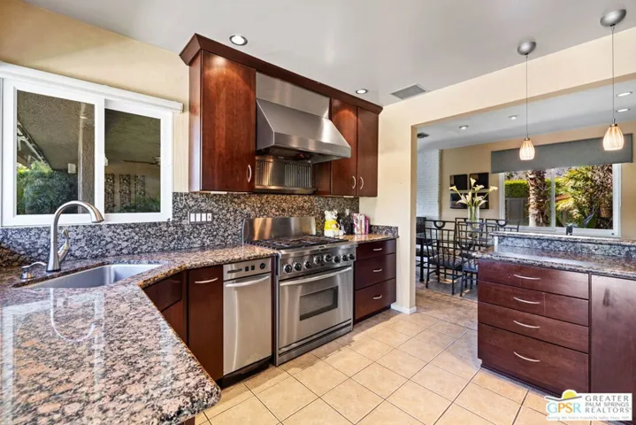 1240 S Calle Rolph, Palm Springs, California 92264
