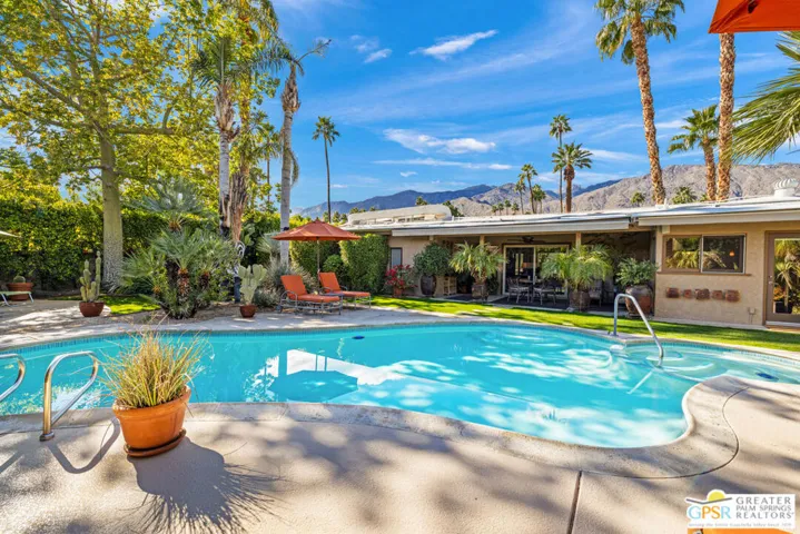 1240 S Calle Rolph, Palm Springs, California 92264