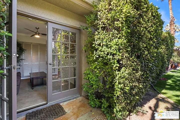 1240 S Calle Rolph, Palm Springs, California 92264
