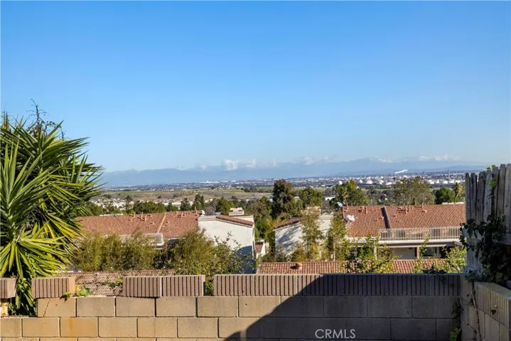 28724 Gunter Road, Rancho Palos Verdes, California 90275
