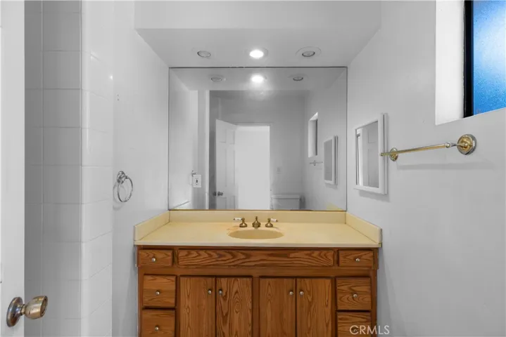 28724 Gunter Road, Rancho Palos Verdes, California 90275