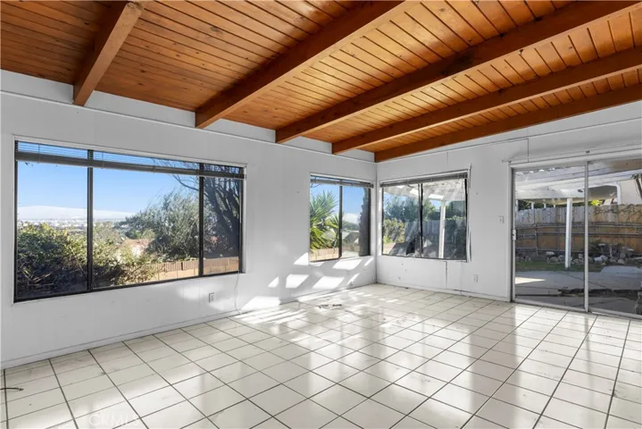 28724 Gunter Road, Rancho Palos Verdes, California 90275