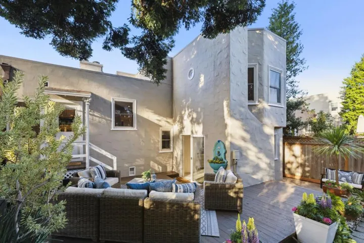 323 W 25th Avenue, San Mateo, California 94403
