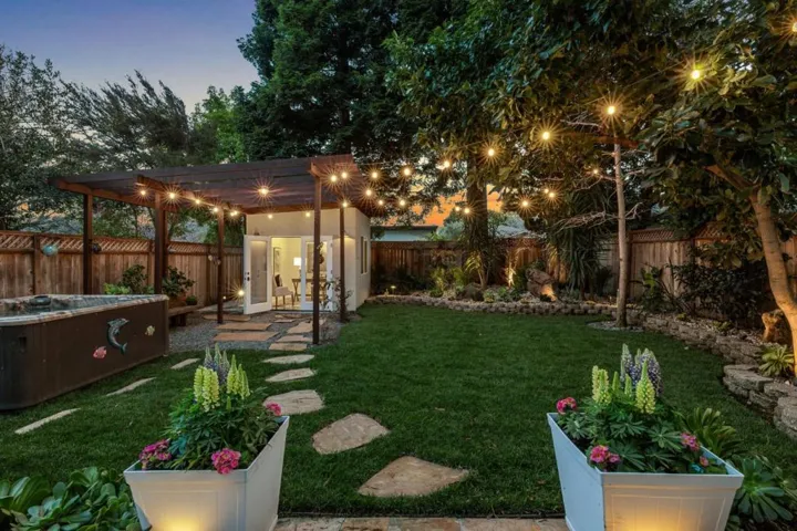 323 W 25th Avenue, San Mateo, California 94403