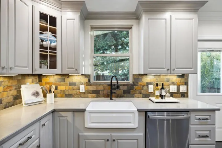 323 W 25th Avenue, San Mateo, California 94403