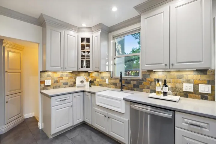 323 W 25th Avenue, San Mateo, California 94403