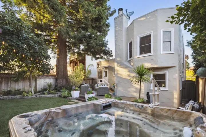 323 W 25th Avenue, San Mateo, California 94403