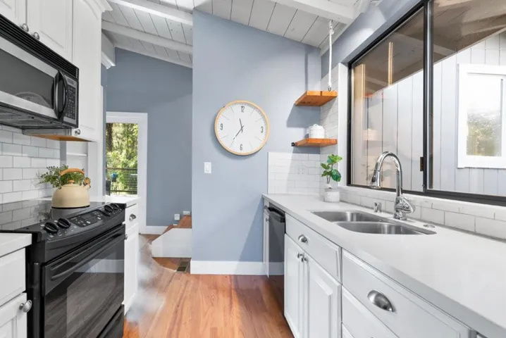 506 Encino Drive, Aptos, California 95003