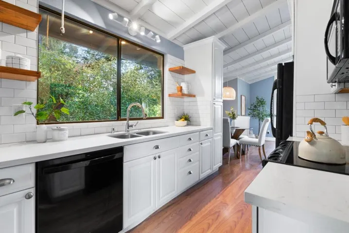 506 Encino Drive, Aptos, California 95003