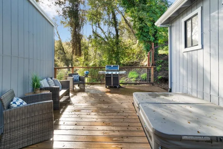 506 Encino Drive, Aptos, California 95003