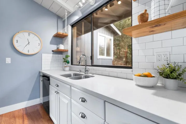 506 Encino Drive, Aptos, California 95003
