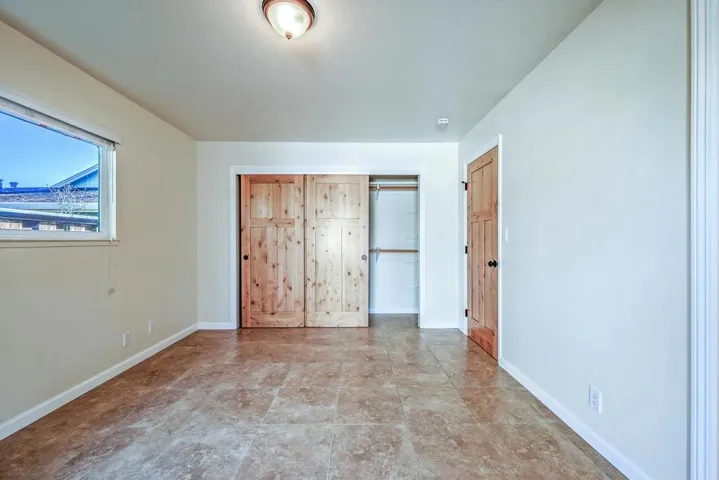 422 Woodland Way, Santa Cruz, California 95060