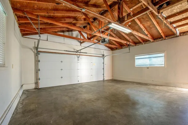 422 Woodland Way, Santa Cruz, California 95060