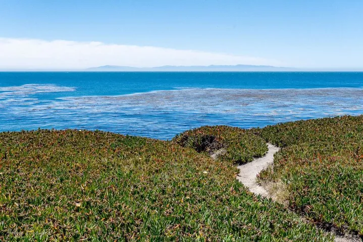 422 Woodland Way, Santa Cruz, California 95060