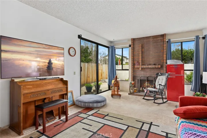 4 Deerwood W, Irvine, California 92604
