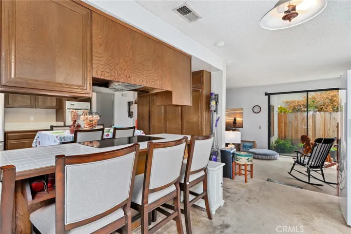 4 Deerwood W, Irvine, California 92604