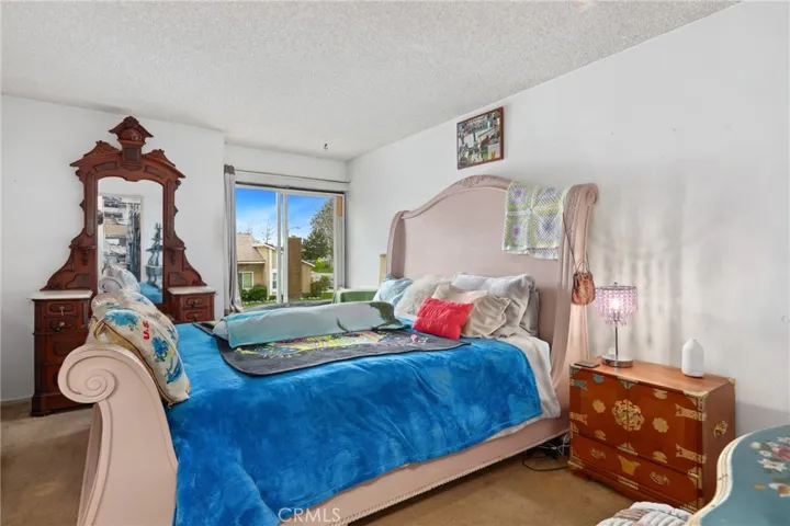 4 Deerwood W, Irvine, California 92604