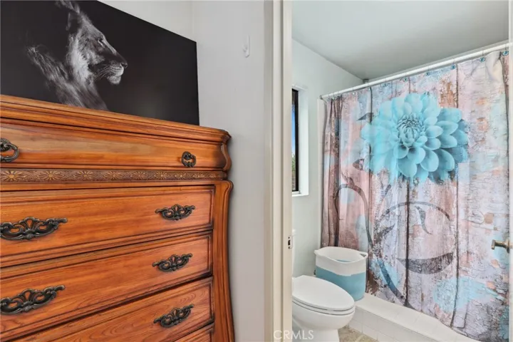 4 Deerwood W, Irvine, California 92604