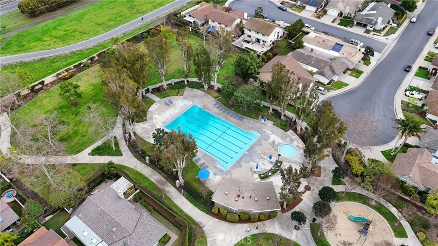 4 Deerwood W, Irvine, California 92604