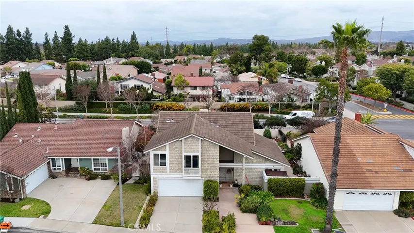 4 Deerwood W, Irvine, California 92604