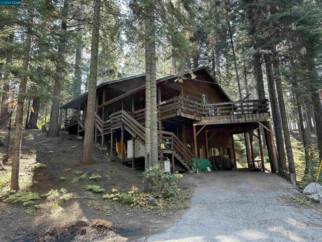 7674 Forest Drive, Fish Camp, California 93623