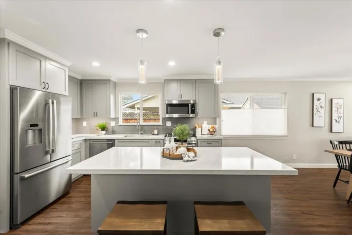 810 Eschenburg Drive, Gilroy, California 95020