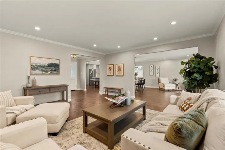 810 Eschenburg Drive, Gilroy, California 95020