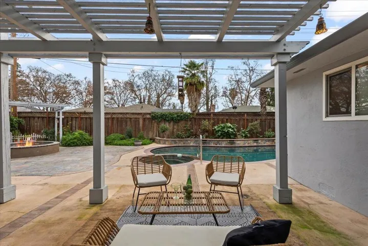 810 Eschenburg Drive, Gilroy, California 95020
