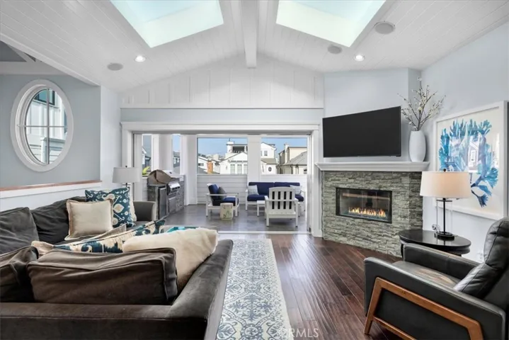 424 5th, Manhattan Beach, California 90266
