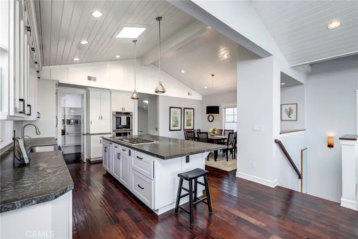 424 5th, Manhattan Beach, California 90266