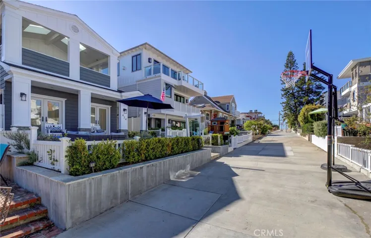 424 5th, Manhattan Beach, California 90266