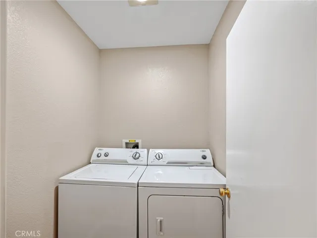 14392 Queen Valley Road, Victorville, California 92394