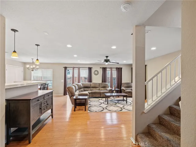 14392 Queen Valley Road, Victorville, California 92394