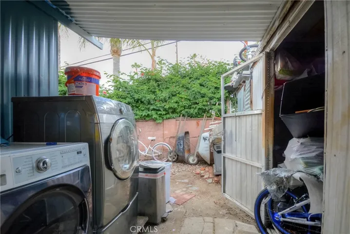 99 Amalfi Drive, Santa Ana, California 92703