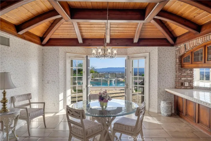 20010 Hawks Hill Road, Chatsworth, California 91311