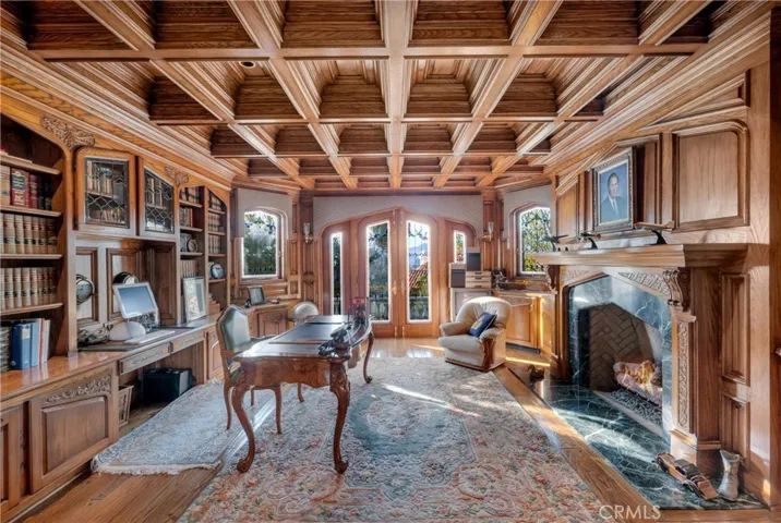 20010 Hawks Hill Road, Chatsworth, California 91311
