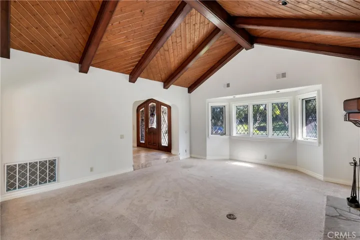 20010 Hawks Hill Road, Chatsworth, California 91311