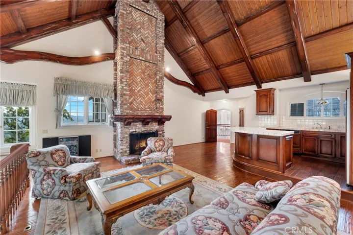 20010 Hawks Hill Road, Chatsworth, California 91311
