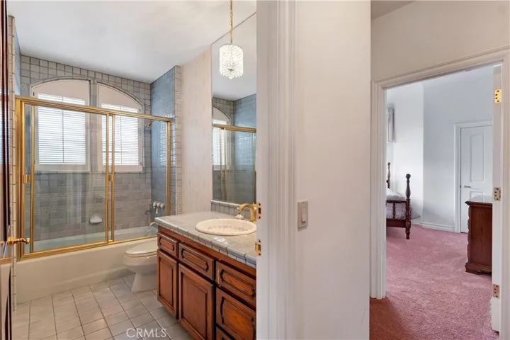 20010 Hawks Hill Road, Chatsworth, California 91311