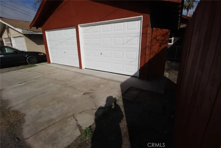 2 NEW garage doors.......