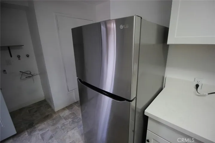 NEW  LG SS refrigerator  41583
