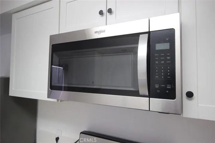 NEW microwave  41583