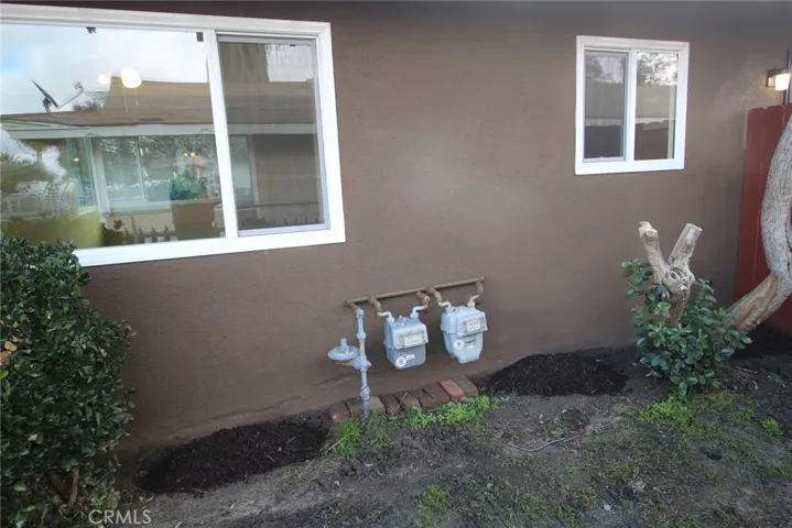 2 gas meters