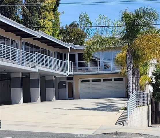 1721 Artesia Boulevard F, Manhattan Beach, California 90266